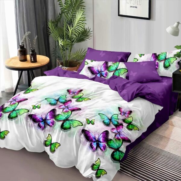 lenjerie alb violet cu fluturi colorati