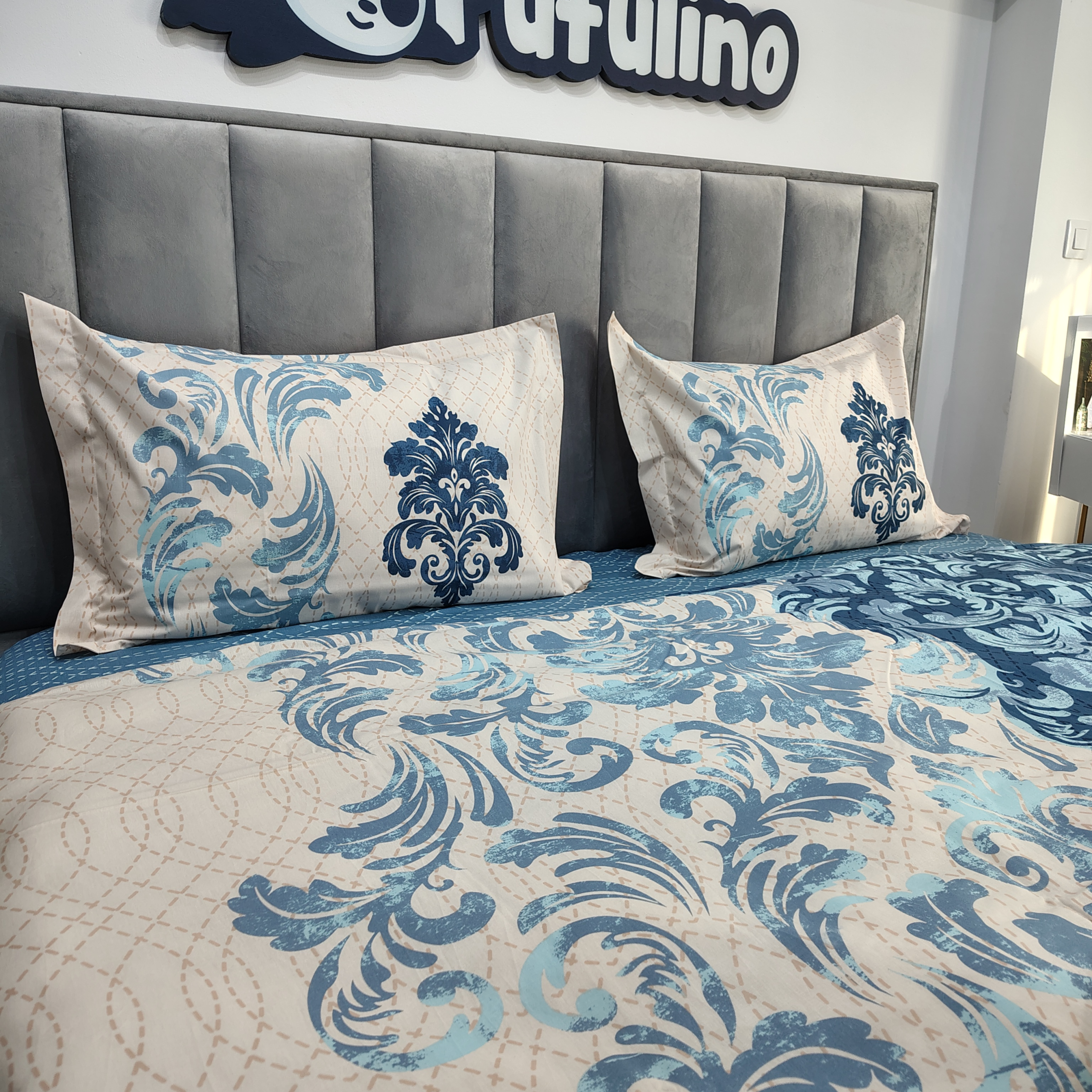 lenjerie de pat bumbac poplin albastra cu prnamente (1) lenjerie de pat bumbac poplin albastra cu prnamente