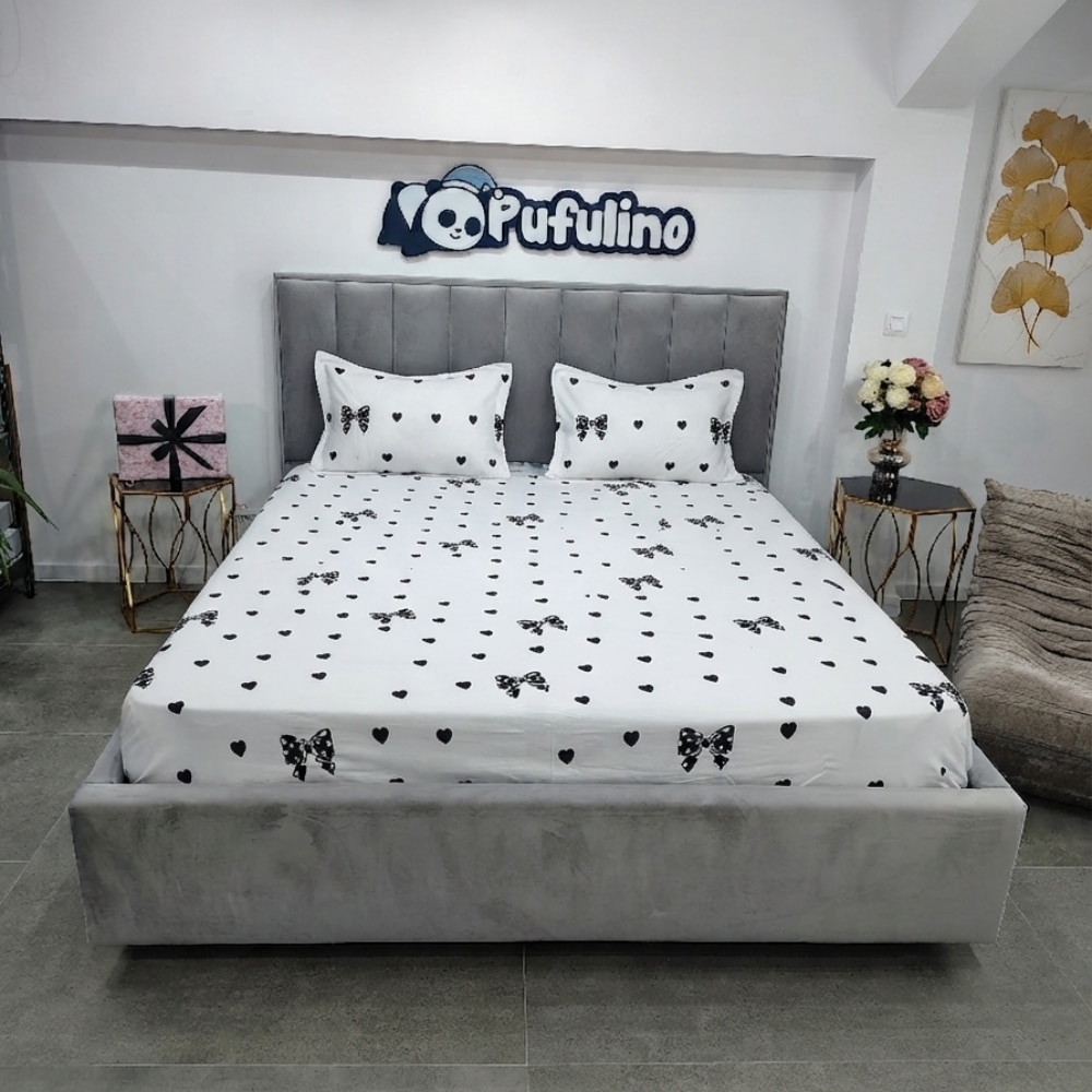 husa de pat material finet alba cu fundite negre husa de pat material finet alba cu fundite negre