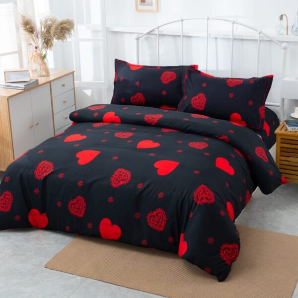 lenjerie neagra inimi rosii