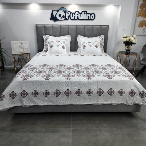 cuvertura de pat model traditional