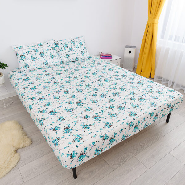 husa de pat cu elastic din bumbac 100% ranforce - alb turcoaz cu flori