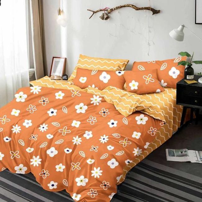 lenjerie portocalie cu floricele lenjerie portocalie cu floricele