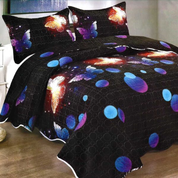 Cuvertura de pat neagra cu fluturi colorati