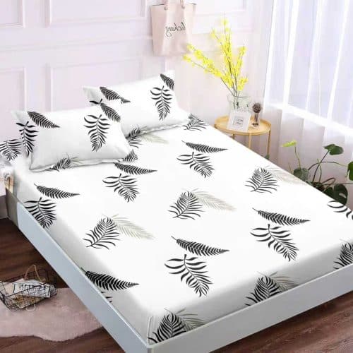 husa alba cu frunze negre