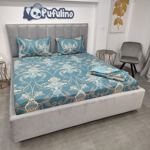 husa de pat material finet turcoaz cu ornamente