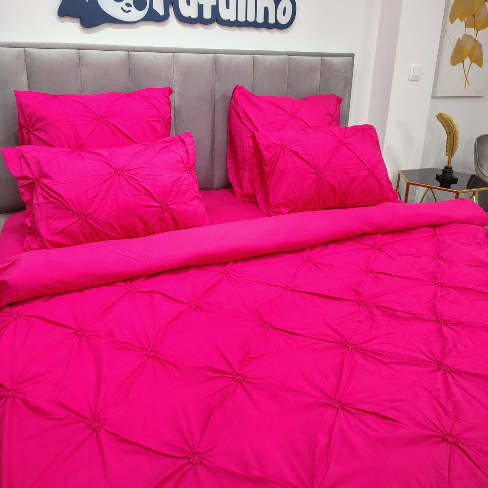 lenjerie cu pliuri magenta (2) lenjerie cu pliuri magenta