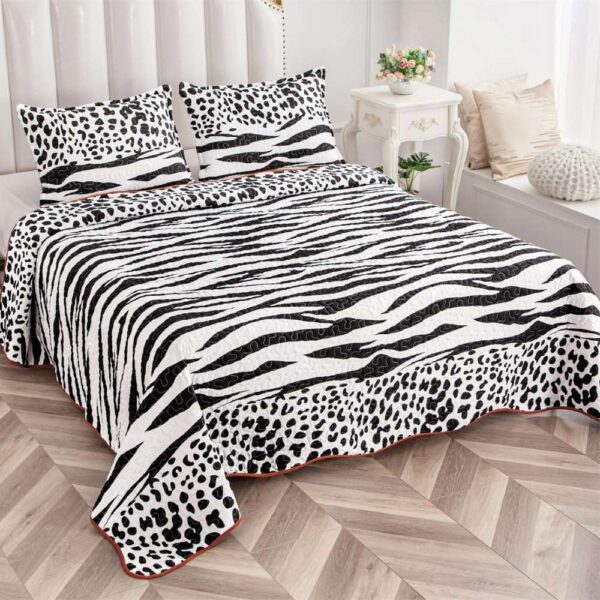 set cuvertura de pat alb cu negru