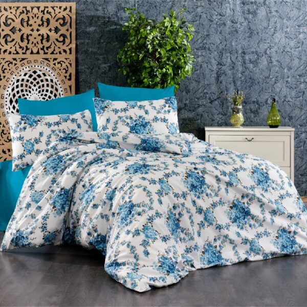 lenjerie de pat albastra cu flori