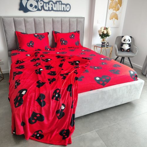 husa de pat rosie cu inimioare