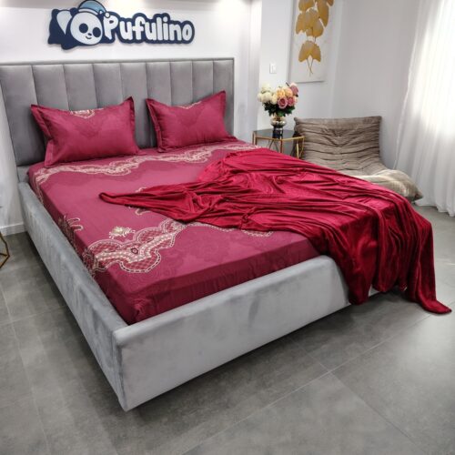 husa de pat grena cu ornamente