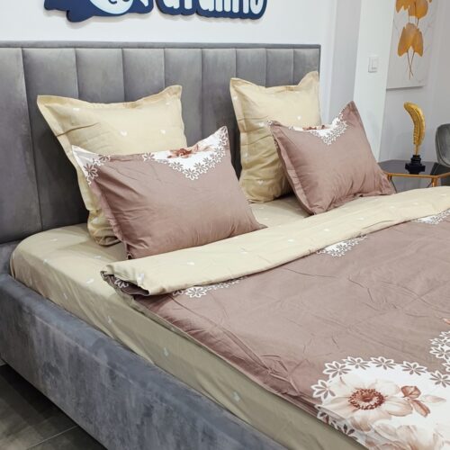 lenjerie de pat maro cu inimioare (2)