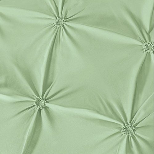 lenjerie cu pliuri verde deschis - aproape