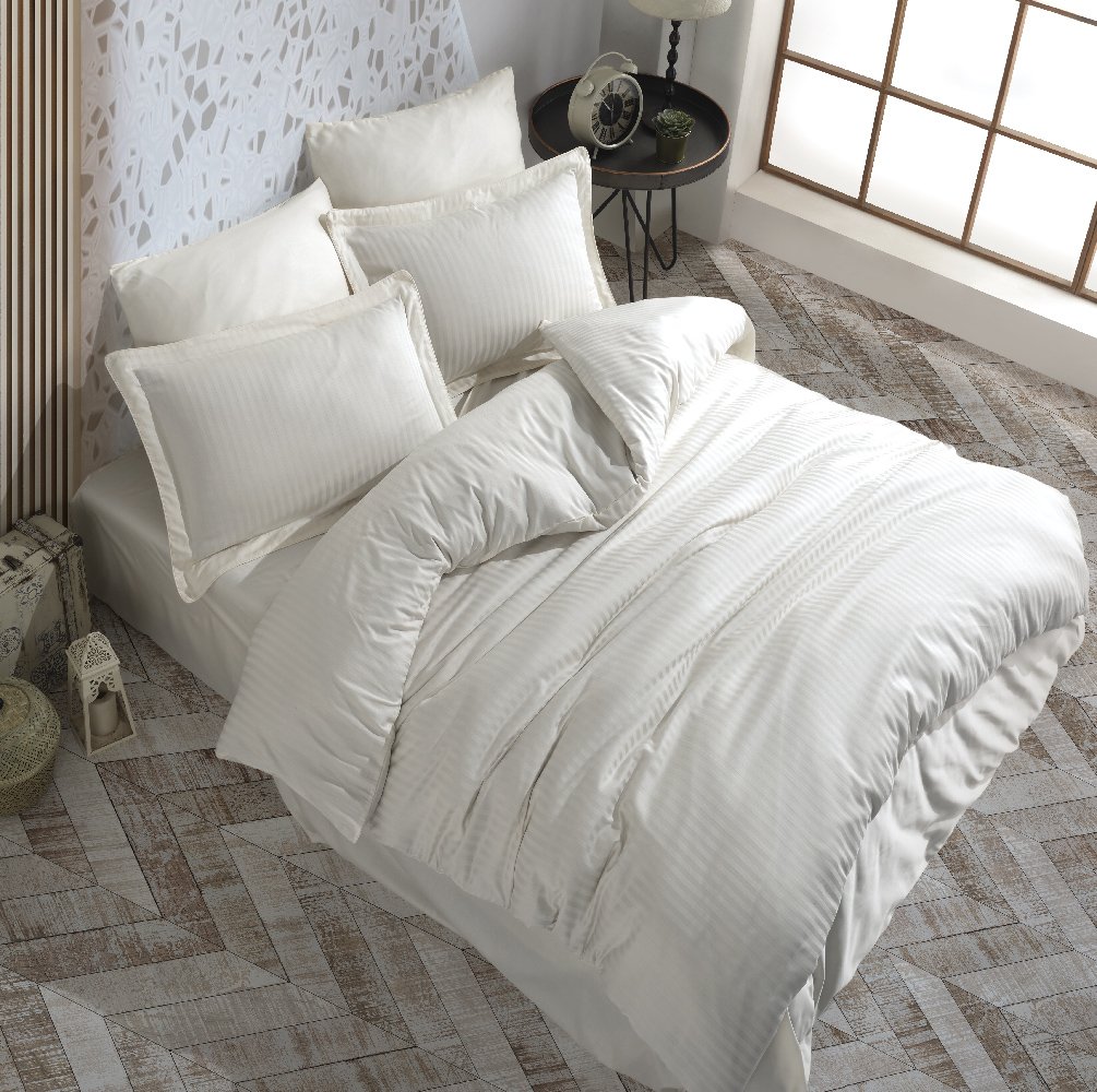 lenjerie bumbac 100% satin model damasc crem ivoire lenjerie bumbac 100% satin model damasc crem ivoire