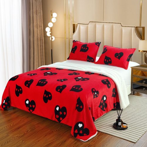 patura cu blanita + fete de perna rosie cu inimioare