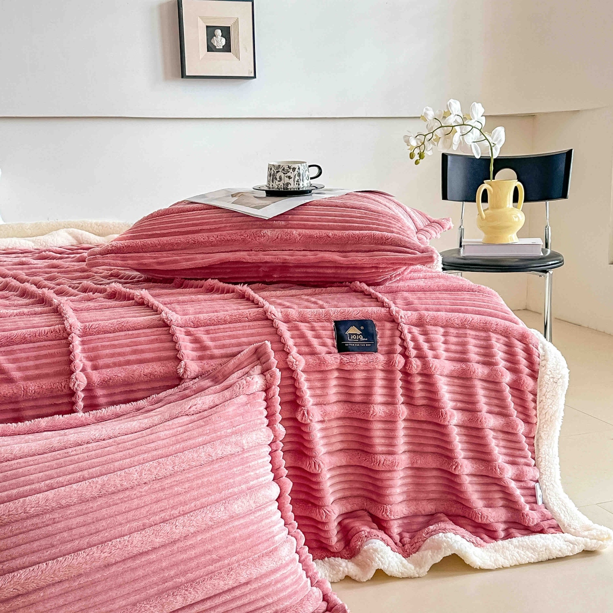 patura premium de iepure cu blanita - roz pudra patura premium de iepure cu blanita - roz pudra