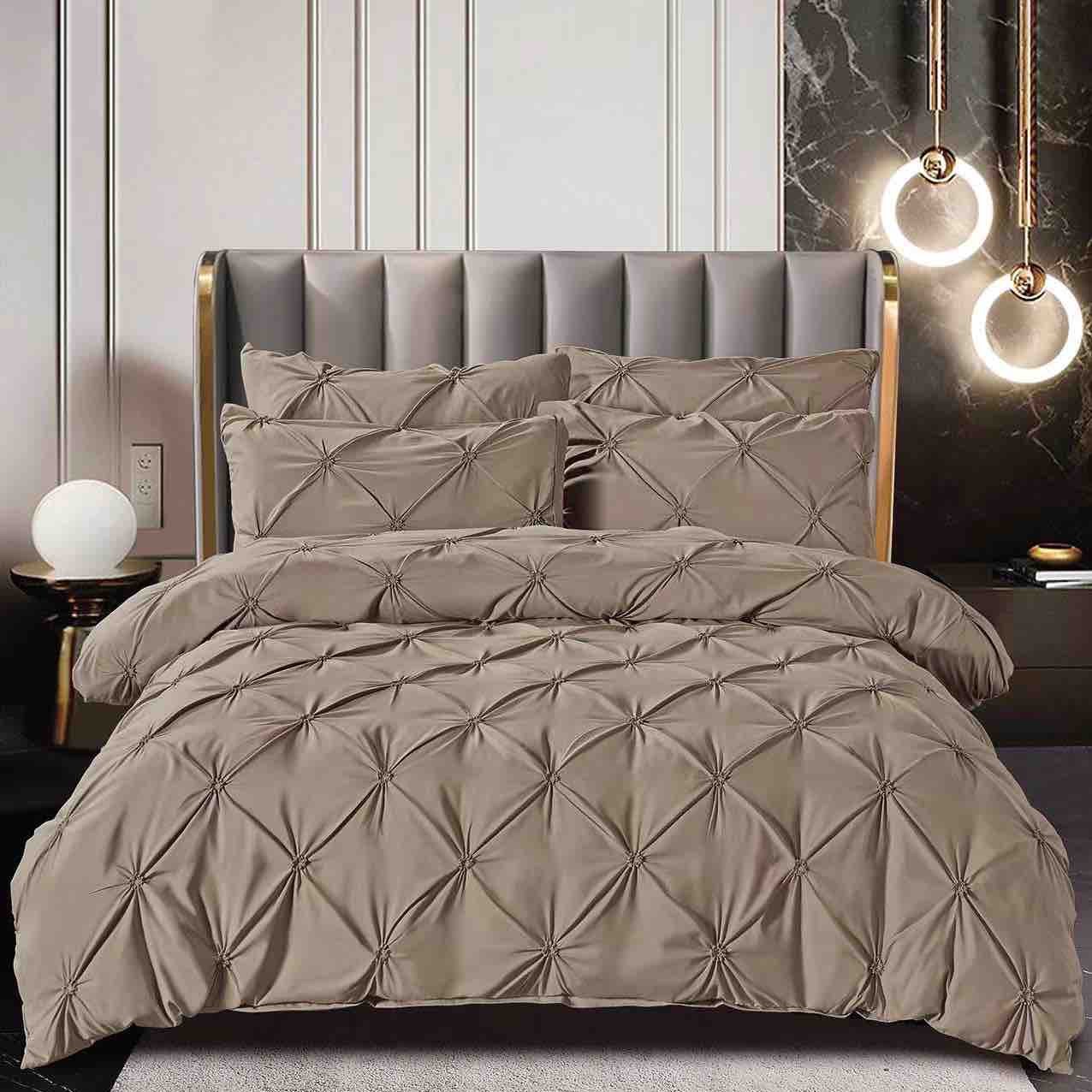 lenjerie pliuri maro lenjerie pliuri maro