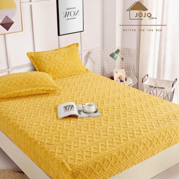 husa de pat cu elastic model cocolino tricot galben