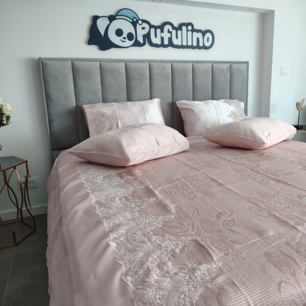 cuvertura de pat roz
