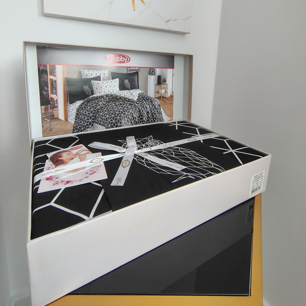 lenjerie de pat satin neagra lenjerie de pat satin neagra