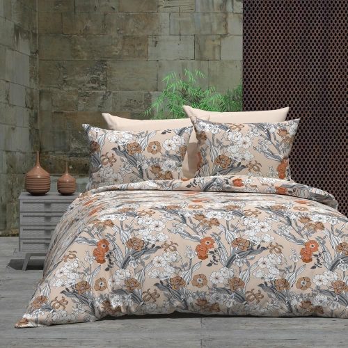 Lenjerie crem cu flori caramizii