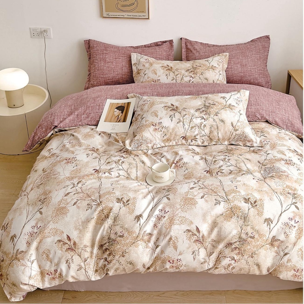 lenjerie bej roz cu flori tropicale lenjerie bej roz cu flori tropicale