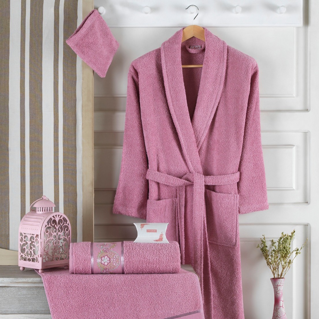 halat single 1 persoana roz inchis halat single 1 persoana roz inchis