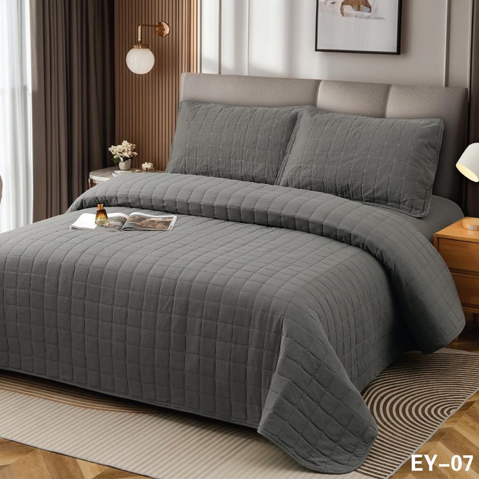 Cuvertura de pat si husa cu elastic gri deschis Cuvertura de pat si husa cu elastic gri deschis