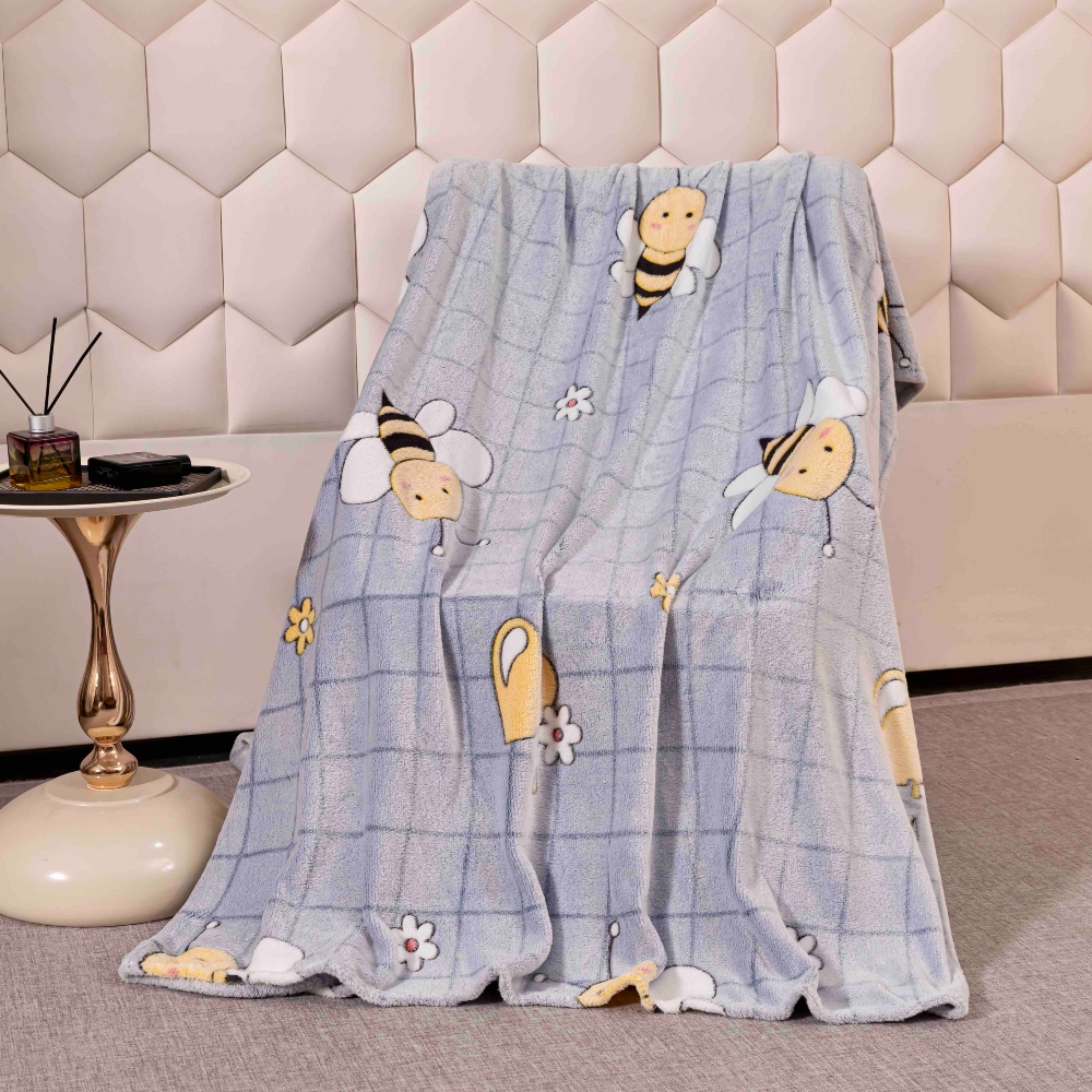 Patura Cocolino Bleu cu Albinute pe scaun Patura Cocolino Bleu cu Albinute pe scaun