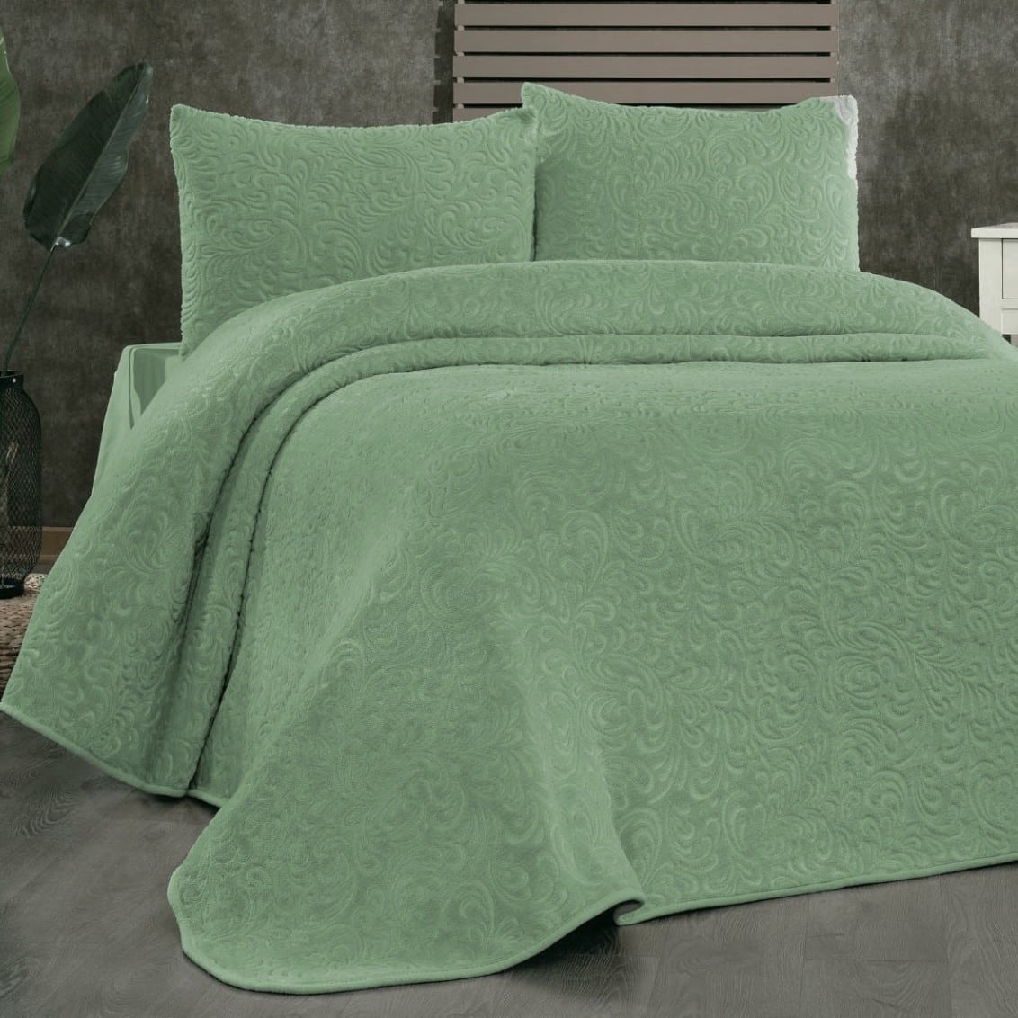 patura sabak verde deschis cu 2 fete de perna patura sabak verde deschis cu 2 fete de perna