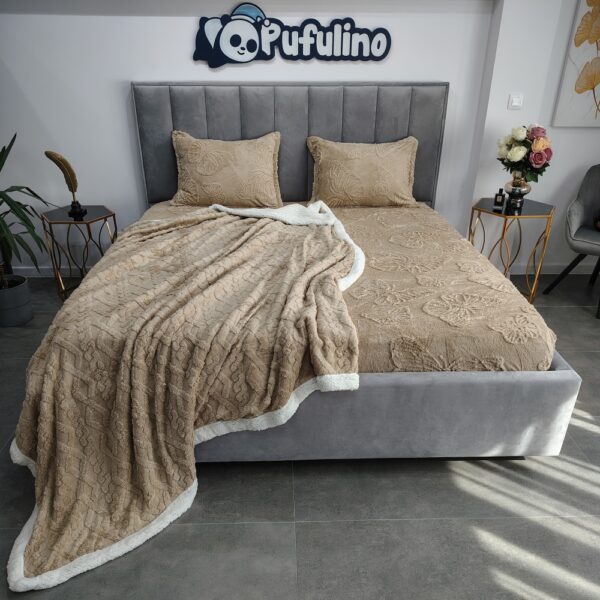 Pachet promo husa cocolino cu fluturi si patura cocolino cu blanita bej