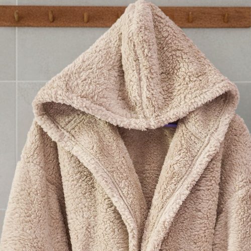 halat de baie wellsoft pufos cu gluga bej gluga