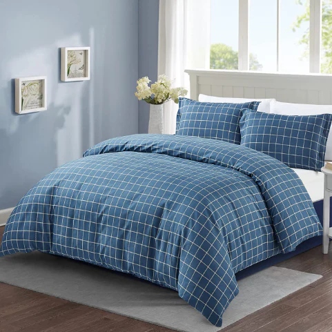 lenjerie albastra cu carouri