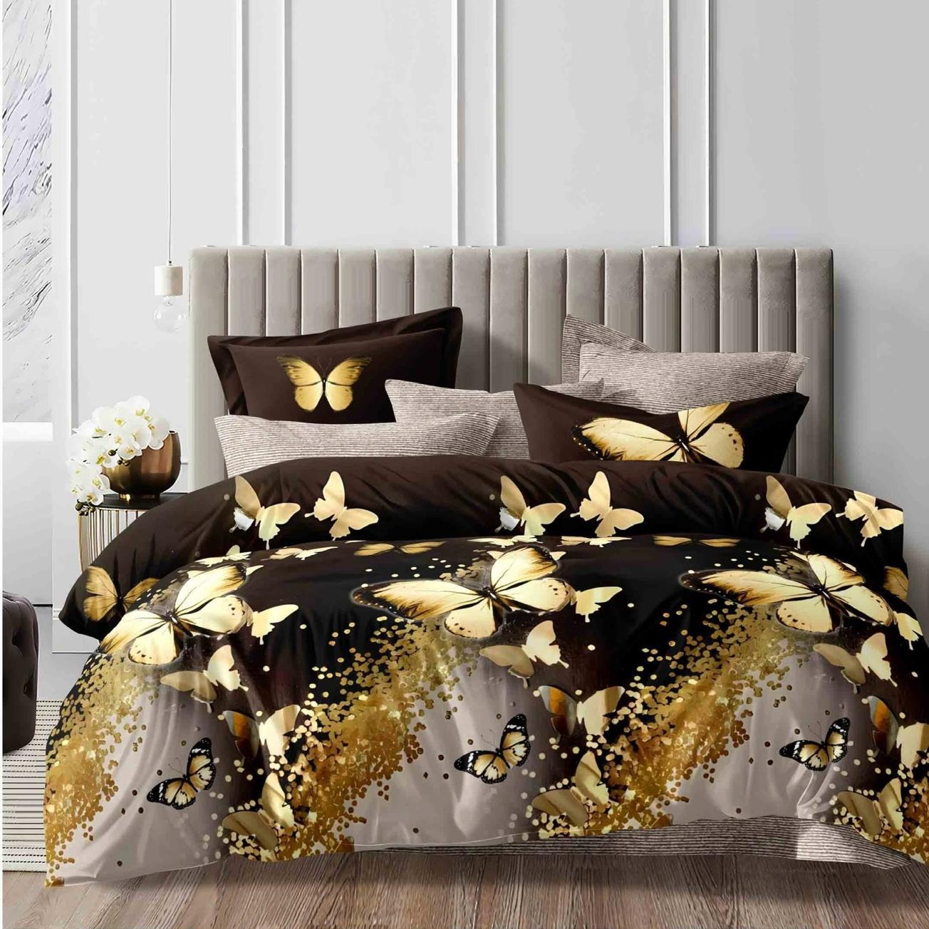 lenjerie maro cu fluturi aurii lenjerie maro cu fluturi aurii