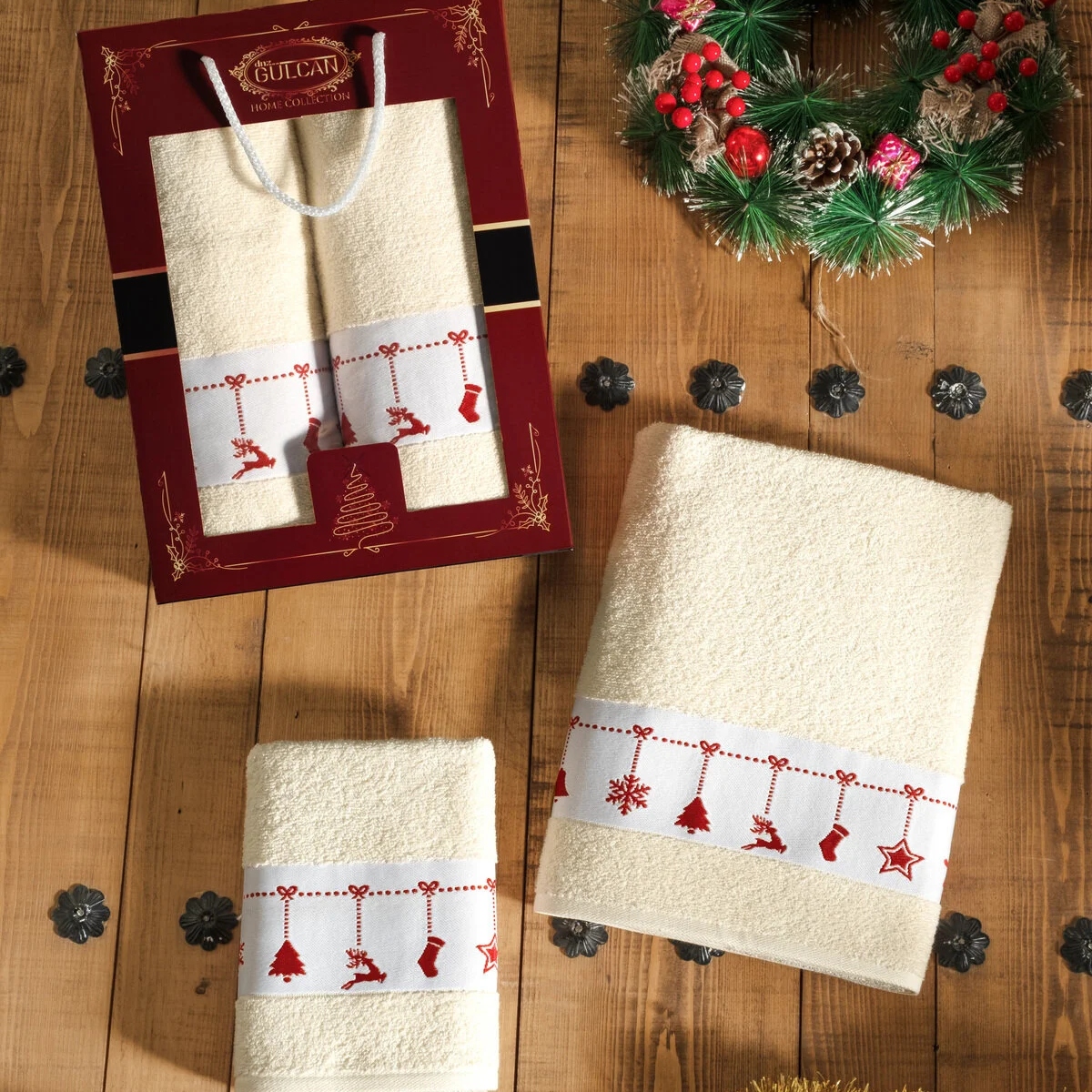 set prosoape craciun model crem set prosoape craciun model crem