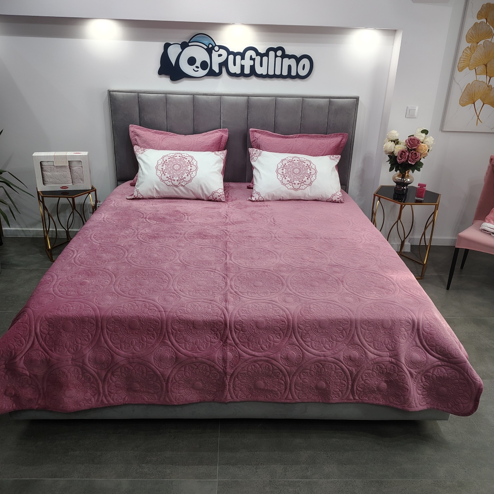 cuvertura de pat de catifea roz pudra cuvertura de pat de catifea roz pudra