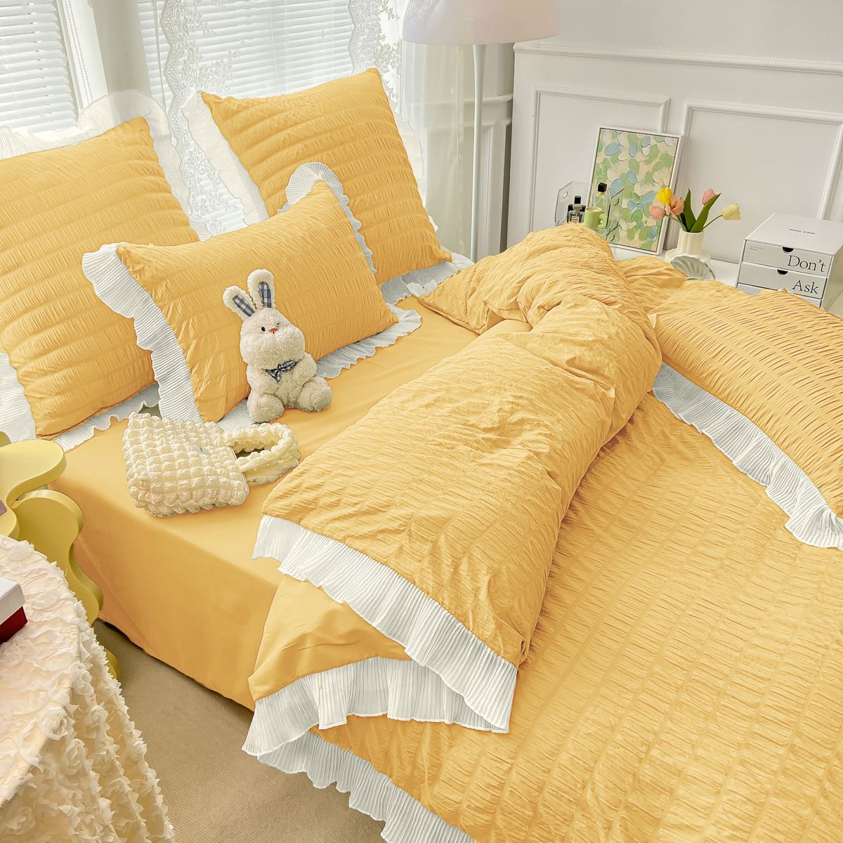 lenjerie de pat creponata - galben cearceaf de pat normal lenjerie de pat creponata - galben cearceaf de pat normal