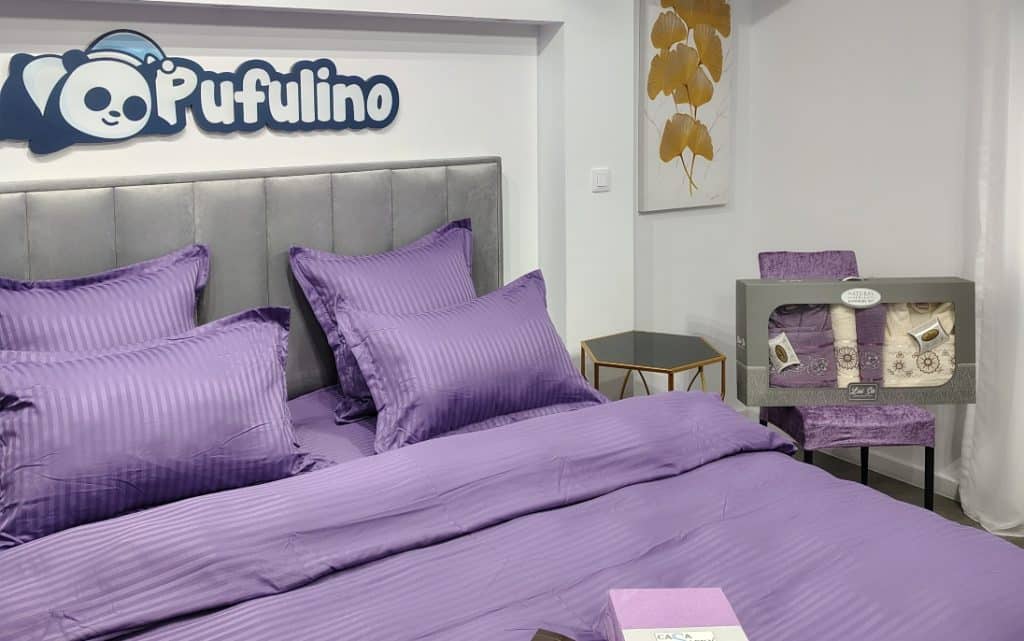 showroom pufulino - lenjerii de pat damasc