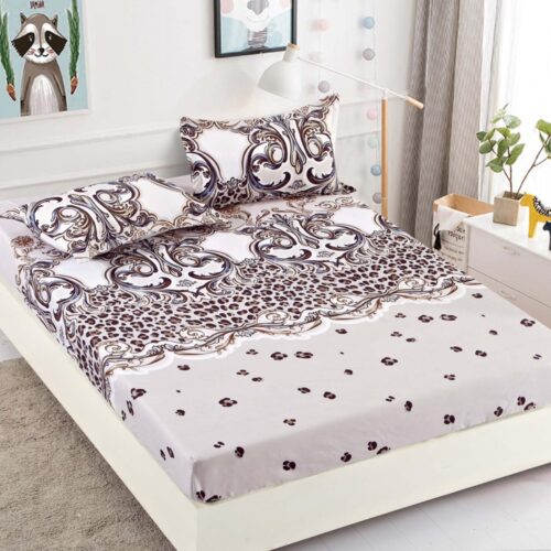 husa de pat finet crem cu ornamente