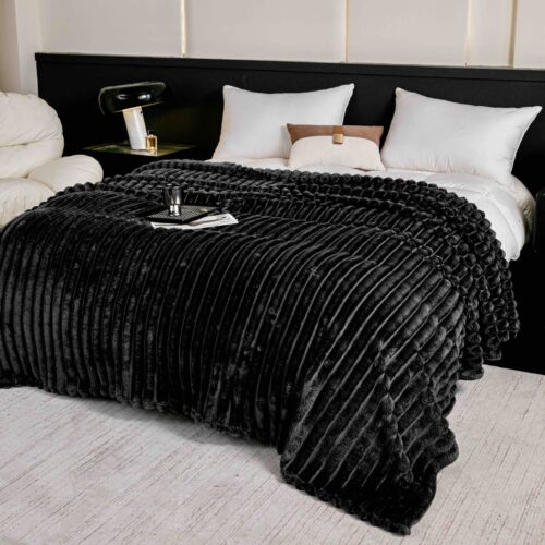 patura cocolino uni model cu dungi - negru