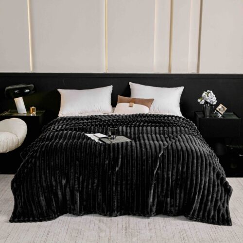 patura cu dungi neagra - model gros