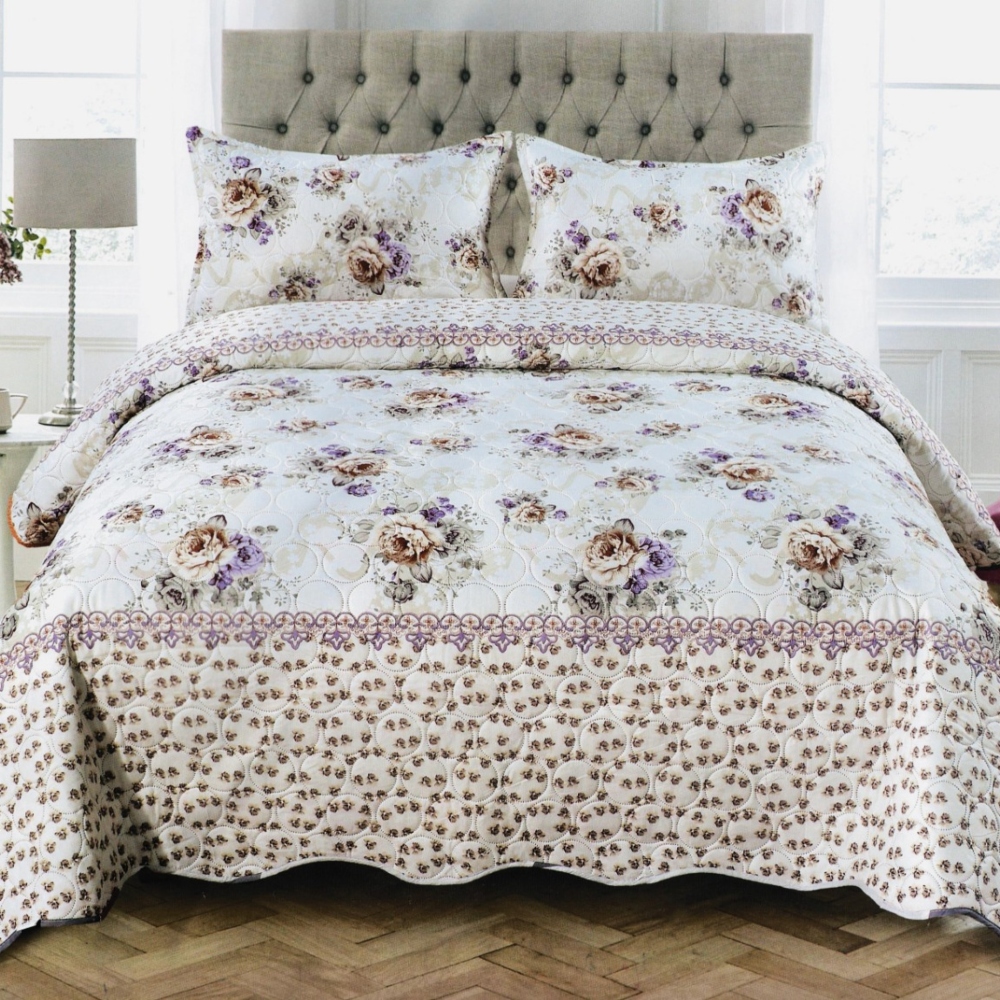 cuvertura de pat alba cu trandafiri bej Set Cuvertura de Pat Alba cu Trandafiri Bej, 3 Piese, Pat 2 Persoane, 220×240 Cm - Casa Pucioasa - PUF241514 - imagine 1