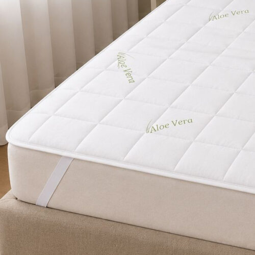 protectie saltea cu elastic model aloe vera aproape