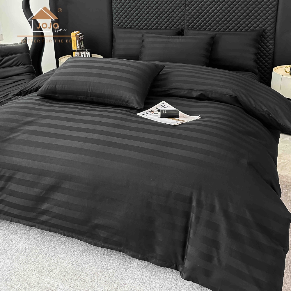 Lenjerie bumbac 100 organic 6 piese negru profil Lenjerie Damasc Premium din Bumbac 100%, Pat 2 Persoane - Jojo Home - Negru - PUF243871 - imagine 2