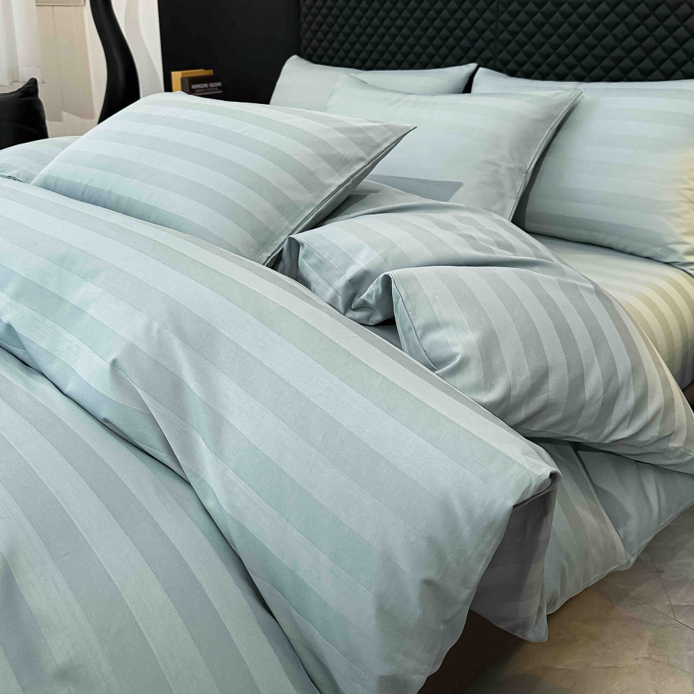Lenjerie bumbac 100 organic 6 piese verde menta material Lenjerie Damasc Premium din Bumbac 100%, Pat 2 Persoane - Jojo Home - Verde Menta - PUF243855 - imagine 4