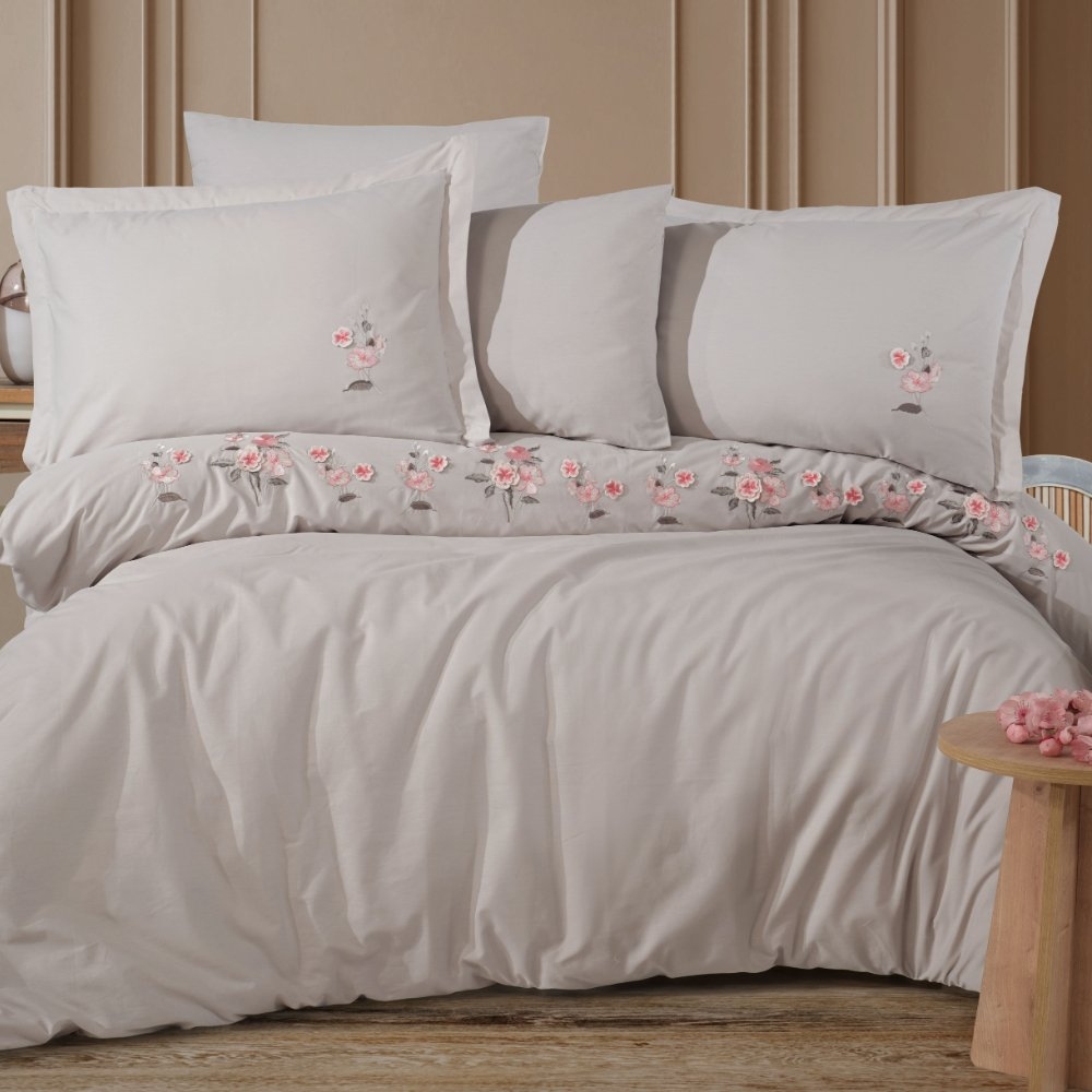 lenjerie din bumbac poplin cu broderie Premium Ophelia Taş lenjerie din bumbac poplin cu broderie Premium Ophelia Taş