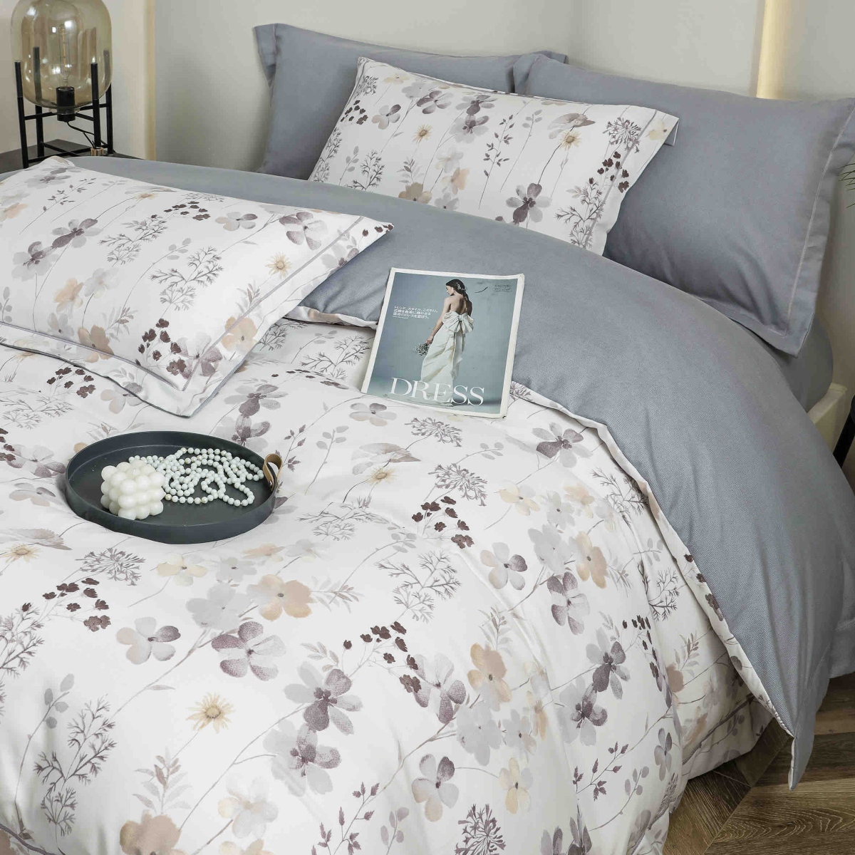 lenjerie alb gri cu floricele delia grey lenjerie alb gri cu floricele delia grey