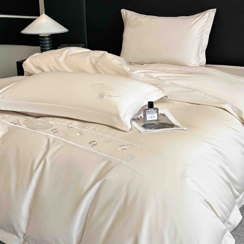Lenjerie bumbac organic satin culoare crem material