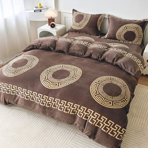 Set Lenjerie Pufoasa Cocolino cu Elastic, Pat 2 Persoane, 4 Piese - Maro cu Cercuri - East Comfort - PUF251882